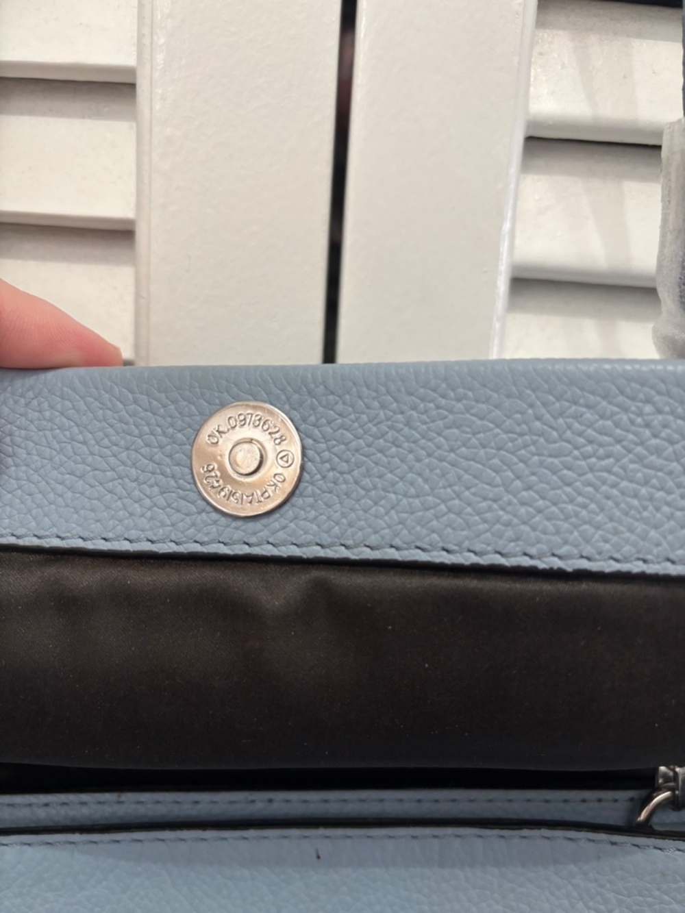 Tahari Genuine Leather Crossbody Bag NWT - Picture 15 of 16
